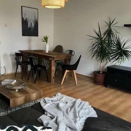 Lägenhet Blu In Old Town Bratislava